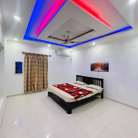 La Bay Luxury Beach Bungalow Ποντισερί Εξωτερικό φωτογραφία
